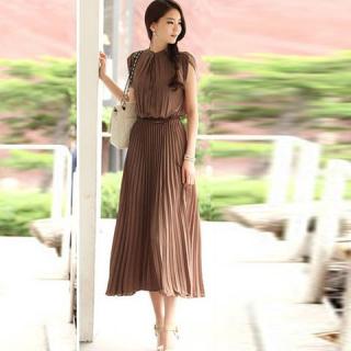 Fashion and Elegant Style Ruffles Embellished Scoop Neck and Sleeveless Design Women's Pleated Mid-Calf Dress