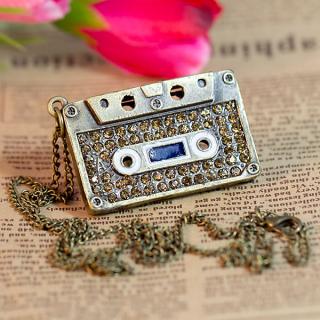 Fashion Delicate Restore Bronze Necklace Tape Pendant with Shining Diamond