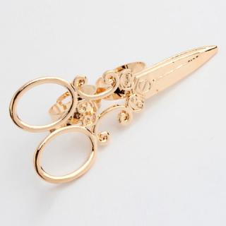 Unique and Stylish Scissors Embellished Gold Ring