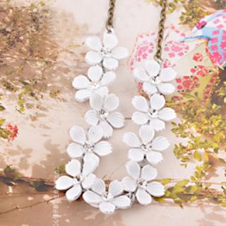 Korean Fashion Style Camellia Pattern Design Necklace For Female