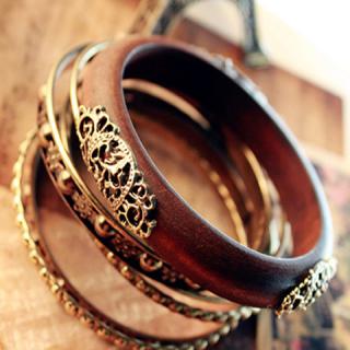 Fashion and Retro Style Engraved Flower Multi-Layered Bracelet For Women