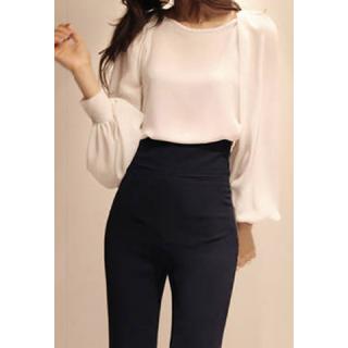 Graceful Stylish Puff Sleeve White Chiffon Women's Blouse