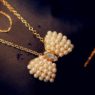 Charming Faux Pearl Embellished Bowknot Pendant Women's Necklace 