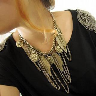 Vintage Western Style Tassel and Leaf Embellished Alloy Women's Necklace 