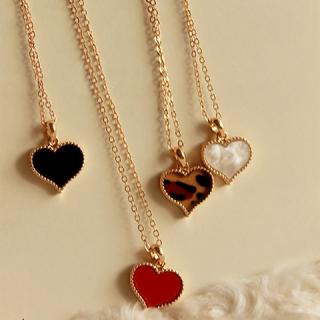 Romantic Style Heart or Flower Shape Women's Necklace